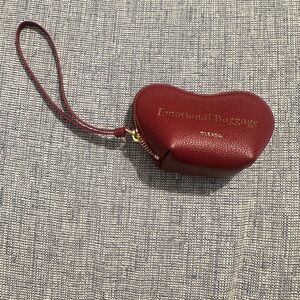 Mini Le Coeur Pouch (Mini)
Vegan